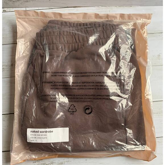NWT Naked Wardrobe Jogger Sweatpants in Chocolate - Picture 2 of 5